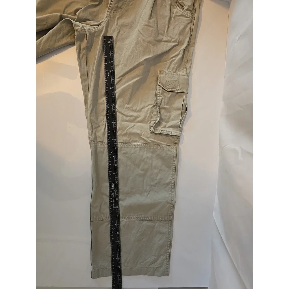 Cabela's Men's Khaki Cargo Pants Size 36 Regular